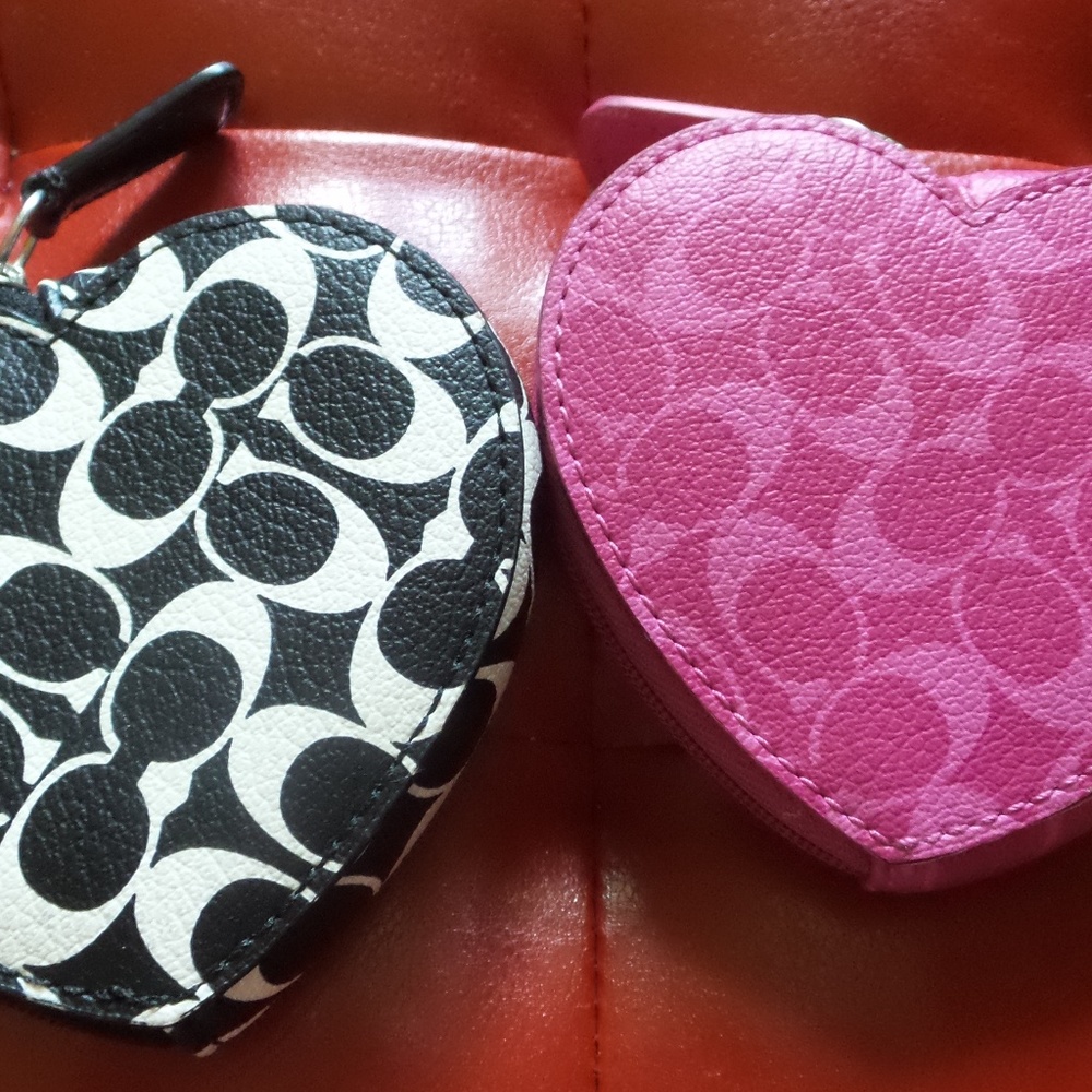 NWT 2 Coach Heart Zipped Coin Cases